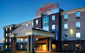 Holiday Inn Express & Suites Prince Albert 2*