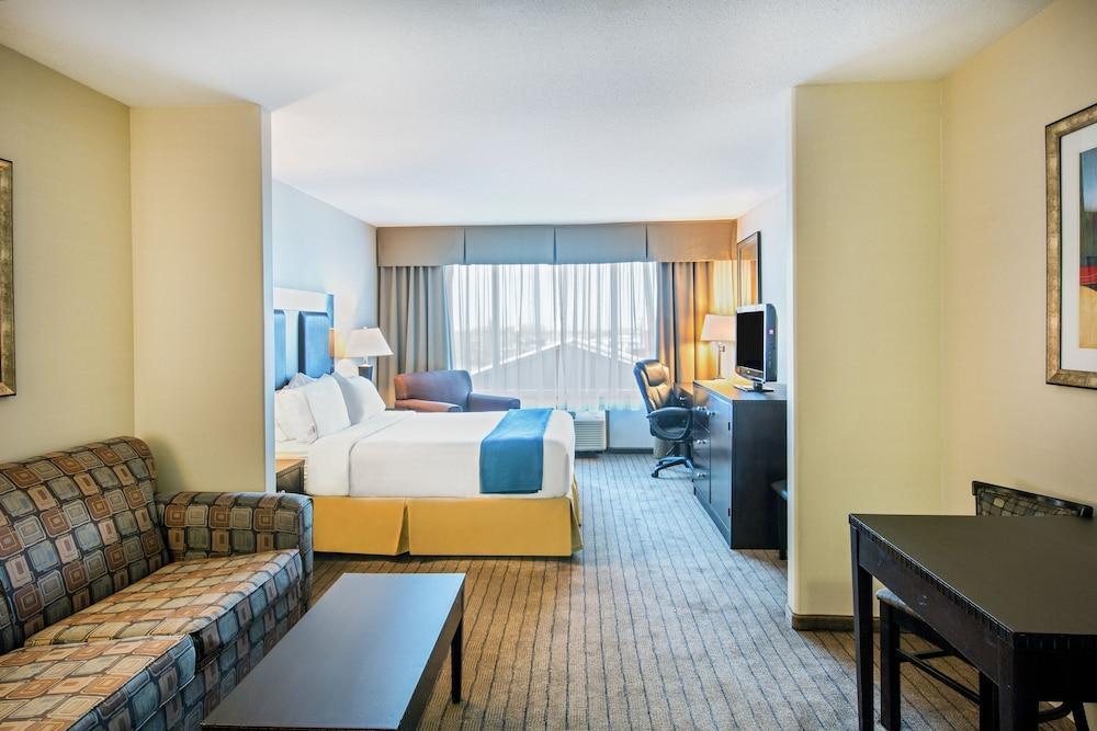 Ramada By Wyndham Prince Albert Exterior photo